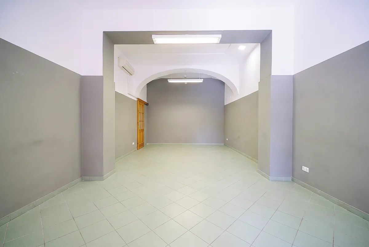 Pronájem obchodního prostoru 83 m²